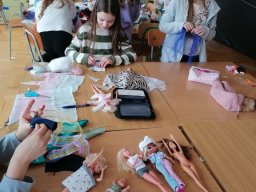 b_1024_768_0_00_images_2022_2023_Swietlica_krawiectwo_IMG_20230306_114324